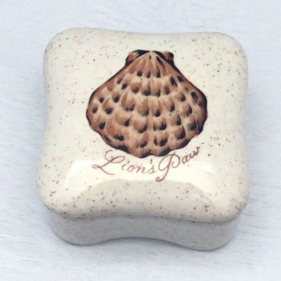 Ceramic Trinket Dish w/ Lid Beige w/ Shell, Coastal Decor Trinket Box for Gift - Picture 1 of 6